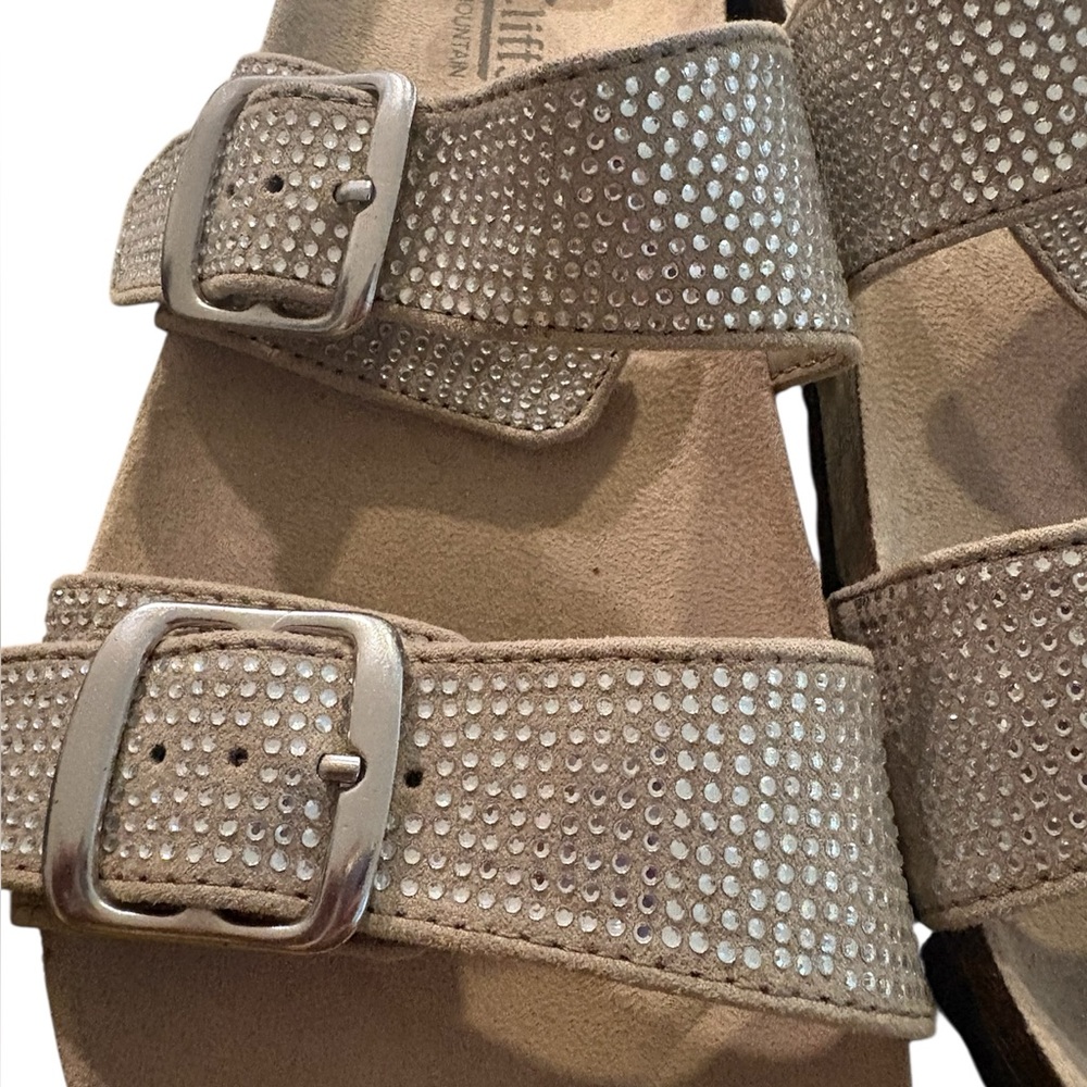WHITE MOUNTAIN Cliffs Gloris 8.5 contoured cork footbed slide sandals. Like new - Picture 5 of 7